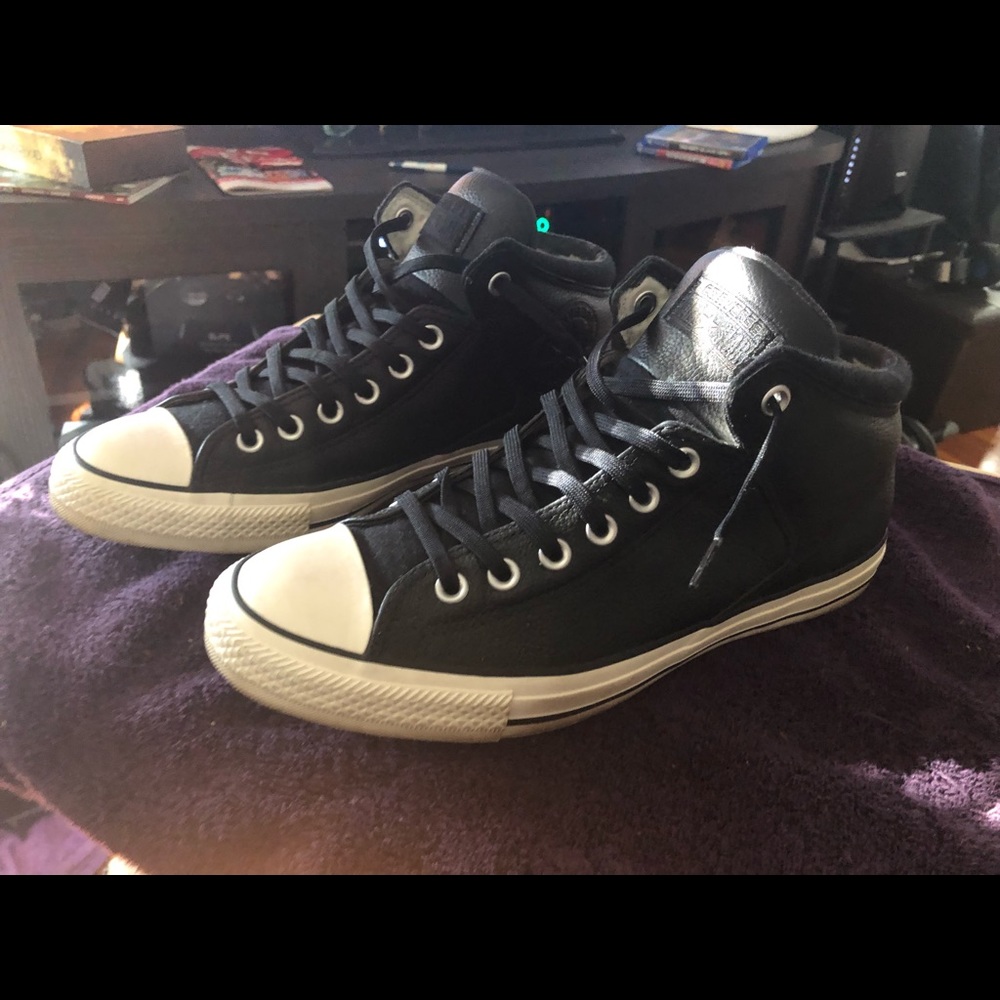 Black leather converse